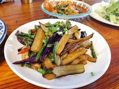 -柴窝堡22号传承新疆菜·新疆辣子鸡