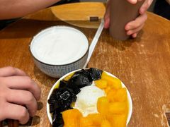 -小团圆糖水铺(襄阳南路店)