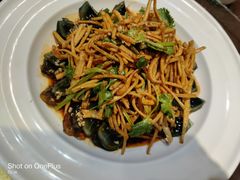 -刘胖子家常菜·蹄花焖藕(中南店)