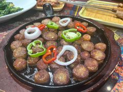 -乡村馕坑肉·烧烤·新疆菜·本地人更爱吃(阿勒泰首店)