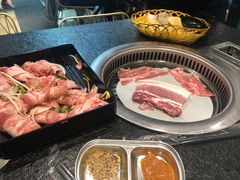 -烤路里·韩国品质自助烤肉(石路天虹4号店)