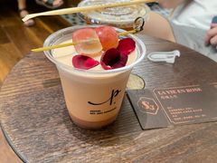 玫瑰人生-Parking Coffee(孩儿巷店)