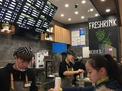 -O2鲜榨果汁(苏州龙湖狮山店)