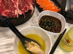 -鲜入围煮花胶鸡海鲜火锅