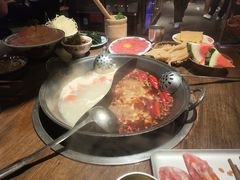 -萍姐火锅·公路夜市(武汉首店)