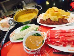 -呷哺呷哺(新世界百货望京店)