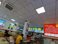 -凤张螺蛳粉·爽口粉(跃进路总店)