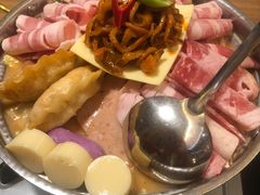 -西月山居匠心创意料理(江汉路新佳丽广场店)