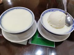 双皮奶加雪糕-仁信老铺甜品(北京路店)