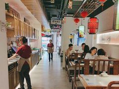 -春天里餐厅(西田城店)
