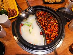 -串门邻居串串火锅(云南南路店)