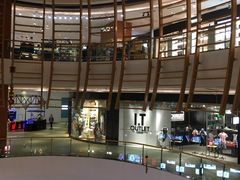 -砂之船奥莱(南京江宁店)