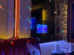 -温莎KTV(珠江路店)