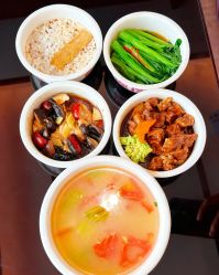 -巍阁月子中心(国贸店)