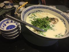 -南京金牛湖巨碗鱼头