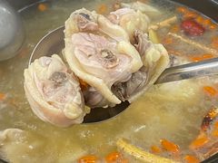 -花苑美食横琴生蚝火锅(拱北粤华路店)