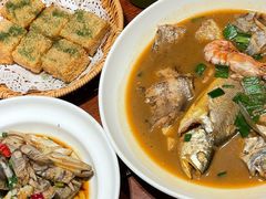 家烧东海杂鱼-妈妈菜舟山海鲜(定海古城店)