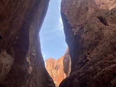 -天山神秘大峡谷