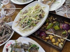 -老东镇啤酒屋海鲜加工·蒸汽海鲜·海鲜烧烤(台东店)