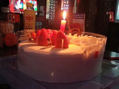 -红宝石·鲜奶小方·海派西点房(南丹店)