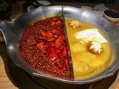 红颜花胶鸡锅-湊湊火锅·茶憩(杭州湖滨银泰in77店)