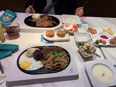 -豪客来牛排(中央花苑店)