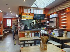 大堂-陕味食族油泼面·小炒盖码面(双榆树店)