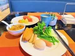 -筠咖啡西餐厅(上海国展宝龙丽筠酒店)