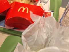-麦当劳(轻轨曹杨路店)