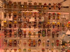 -泡泡玛特POPMART(国金街店)