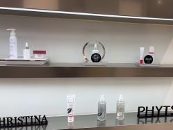 -三只熊皮肤管理中心旗舰店