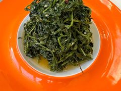 -三江源美食城