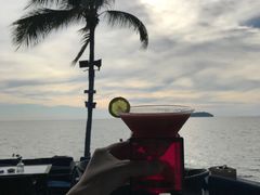 -Sunset Bar(丹绒亚路香格里拉店)
