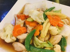 -J Daeng Seafood
