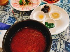 -桥香园过桥米线(国贸店)