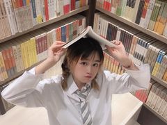 -钟书阁(群光广场店)