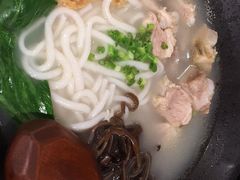 -俏湘私房菜(国贸店)