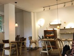 大堂-MAISON门前杂货店