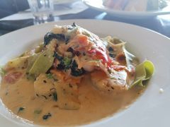 -Fish Hopper