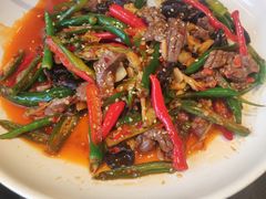 -川流不息·地道川菜·小龙虾(松东路店)