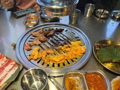-哈哈碳都·牛肋条无限自助烤肉(台江万达店)