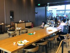 大堂-星巴克(成都东站店)