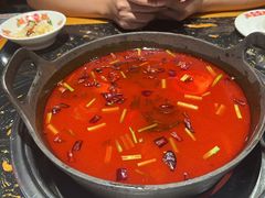 -憨孃孃·重庆老火锅(红山黑金店)
