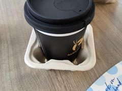 -瑞幸咖啡(宝华国际广场店)