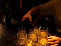 -城墙外BAR