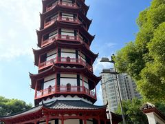 -绳金塔