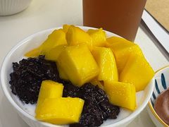 芒果白雪黑糯米-小团圆糖水铺(襄阳南路店)