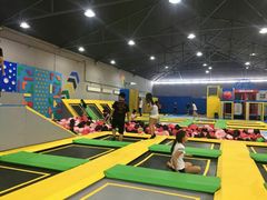 -Bounce Factory反弹工厂蹦床公园(群力店)