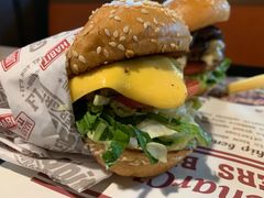 -The Habit Burger Grill 哈比特汉堡(复兴soho店)