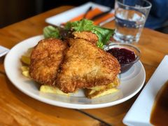 炸猪排-Husi Bierhaus
